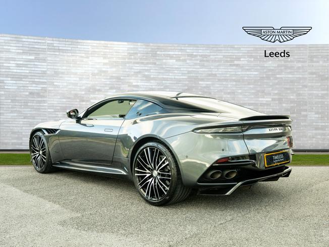 ASTON MARTIN DBS Photo 2