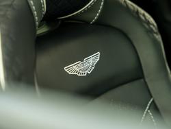 ASTON MARTIN DBS Photo 4