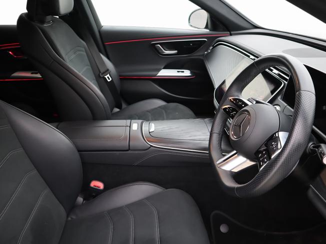 MERCEDES-BENZ E Class Photo 13