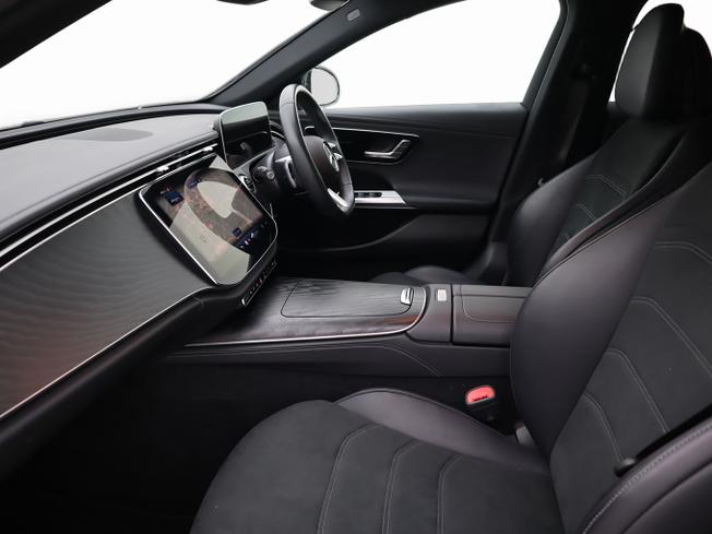 MERCEDES-BENZ E Class Photo 19