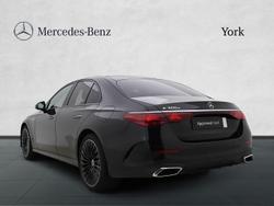 MERCEDES-BENZ E Class Photo 2
