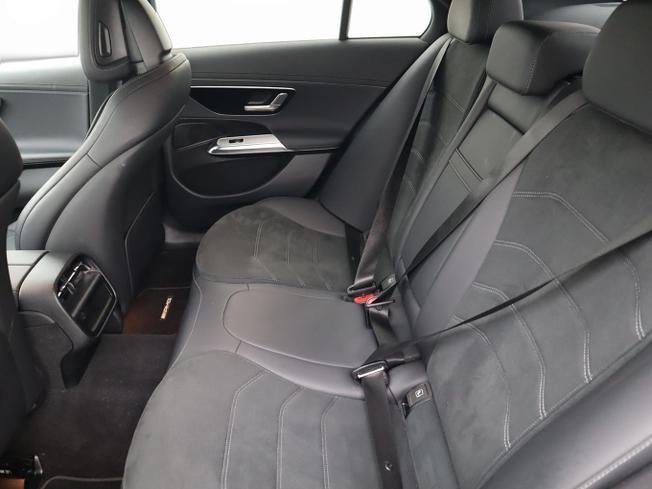 MERCEDES-BENZ E Class Photo 7