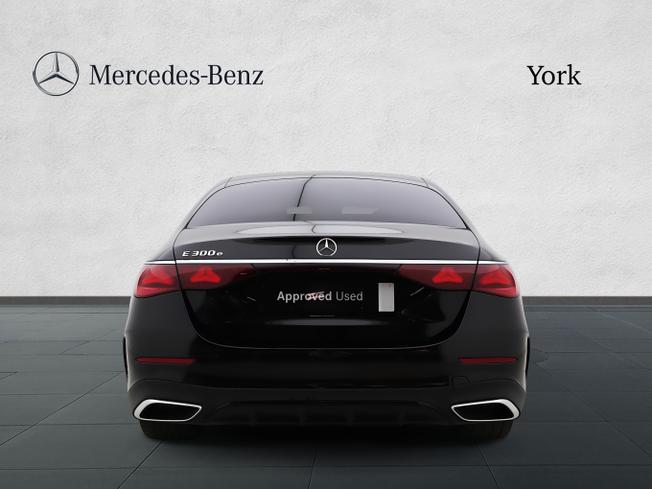 MERCEDES-BENZ E Class Photo 9