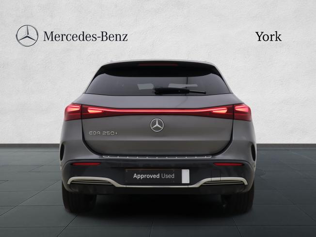 MERCEDES-BENZ Eqa Photo 11