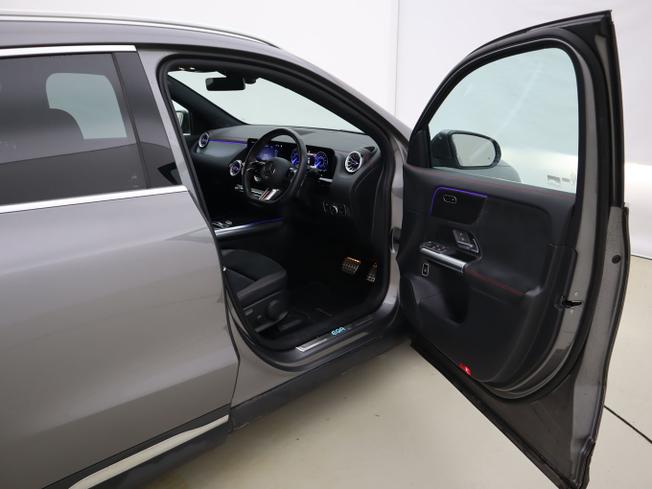 MERCEDES-BENZ Eqa Photo 17