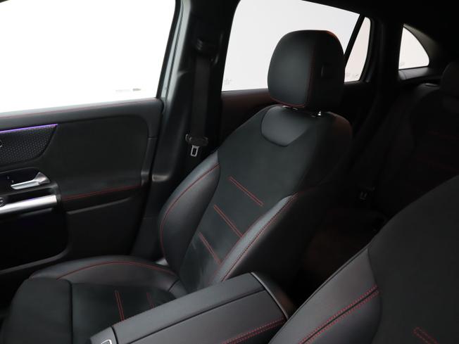 MERCEDES-BENZ Eqa Photo 20