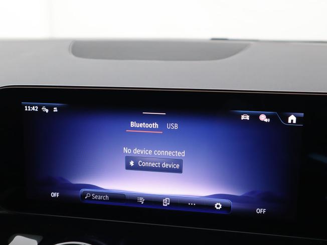 MERCEDES-BENZ Eqa Photo 34