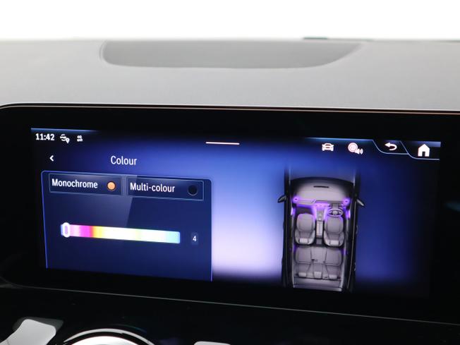 MERCEDES-BENZ Eqa Photo 36