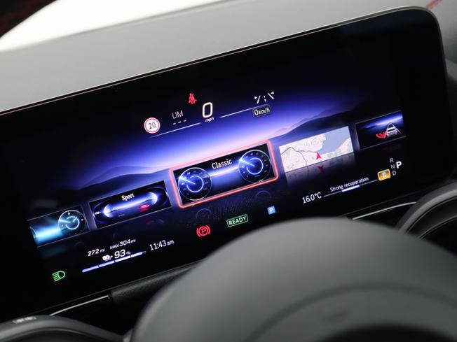 MERCEDES-BENZ Eqa Photo 40