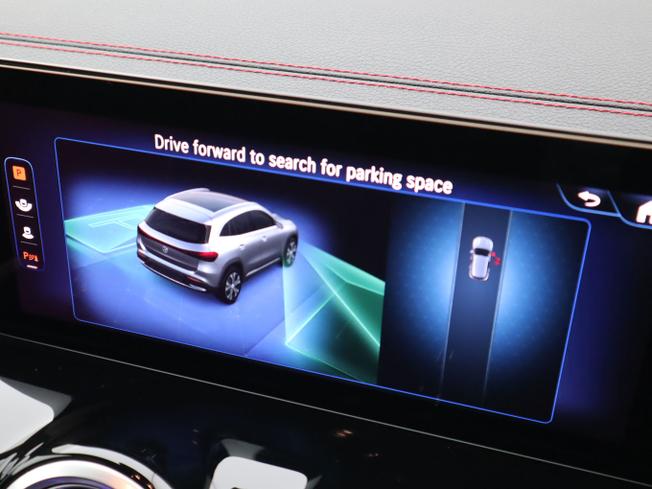 MERCEDES-BENZ Eqa Photo 41