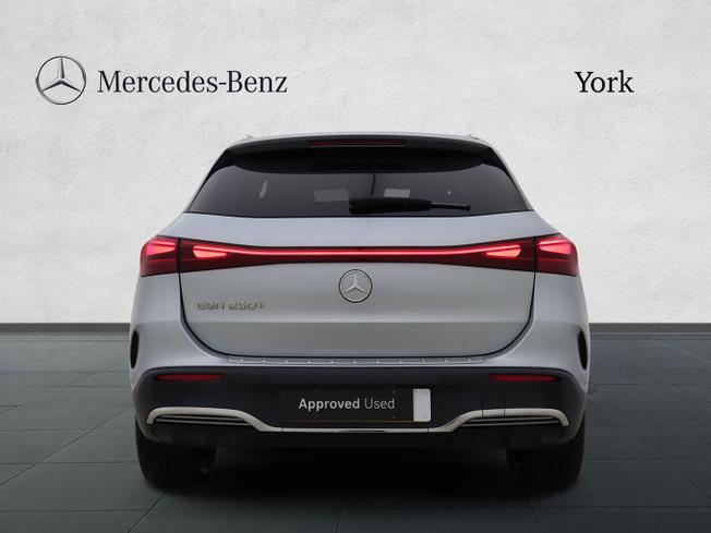 MERCEDES-BENZ Eqa Photo 11