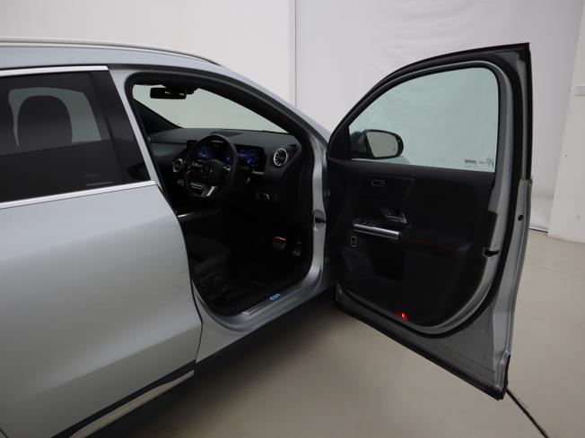 MERCEDES-BENZ Eqa Photo 15