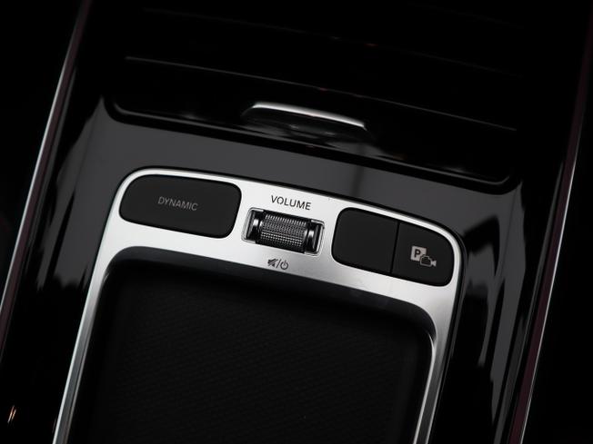 MERCEDES-BENZ Eqa Photo 24