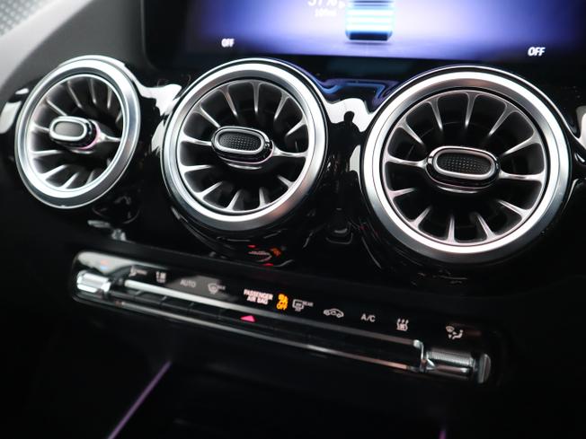 MERCEDES-BENZ Eqa Photo 25