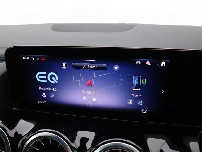 MERCEDES-BENZ Eqa Photo 26
