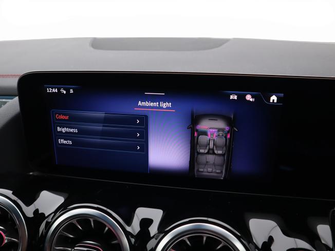 MERCEDES-BENZ Eqa Photo 30