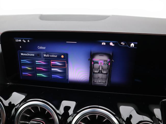 MERCEDES-BENZ Eqa Photo 31