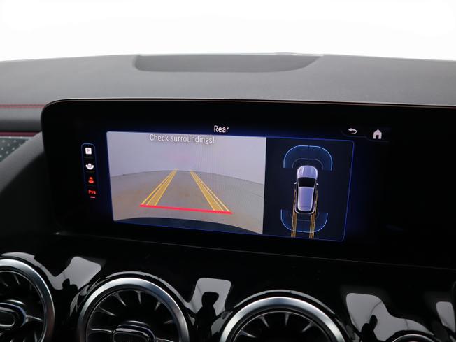 MERCEDES-BENZ Eqa Photo 36