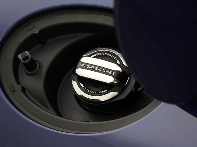 PORSCHE 911 Photo 14