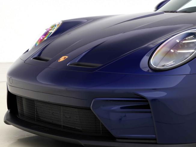 PORSCHE 911 Photo 17