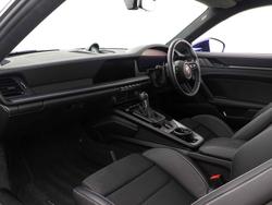 PORSCHE 911 Photo 3
