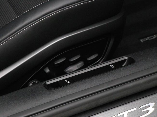 PORSCHE 911 Photo 35