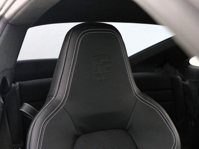 PORSCHE 911 Photo 41