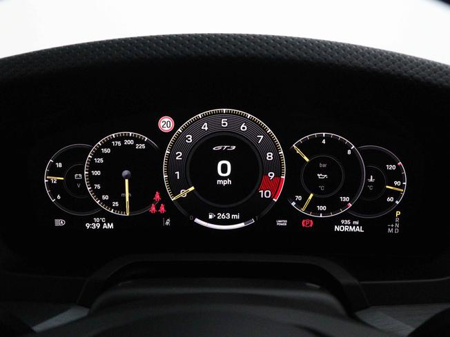 PORSCHE 911 Photo 45