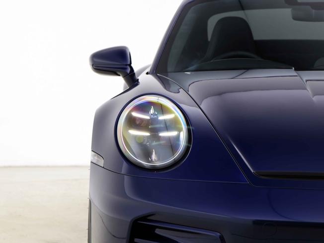 PORSCHE 911 Photo 9