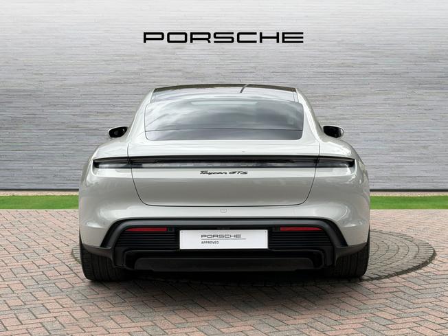 PORSCHE Taycan Photo 7