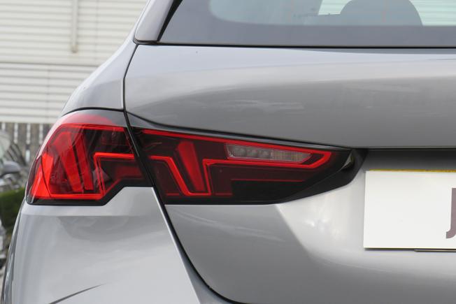 BMW 1 Series Photo 37