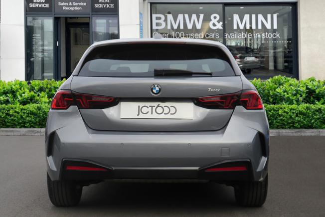 BMW 1 Series Photo 5