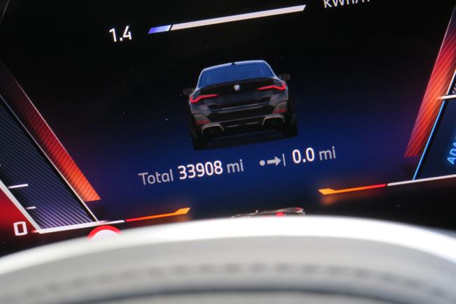 BMW I4 Photo 15