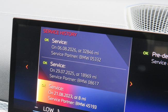 BMW I4 Photo 22