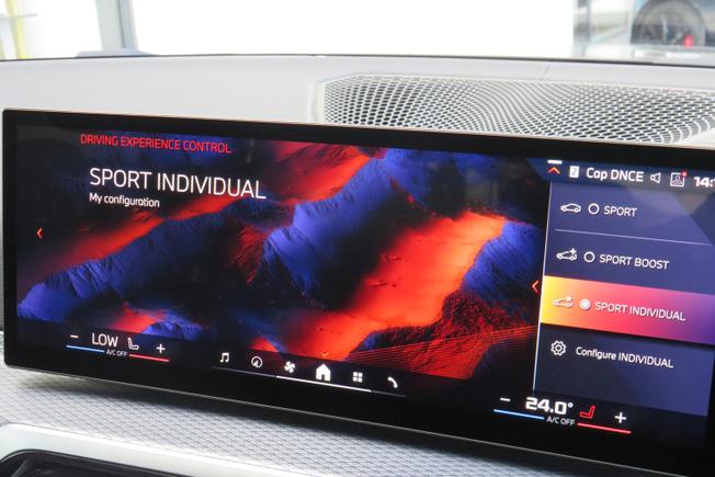 BMW I4 Photo 25