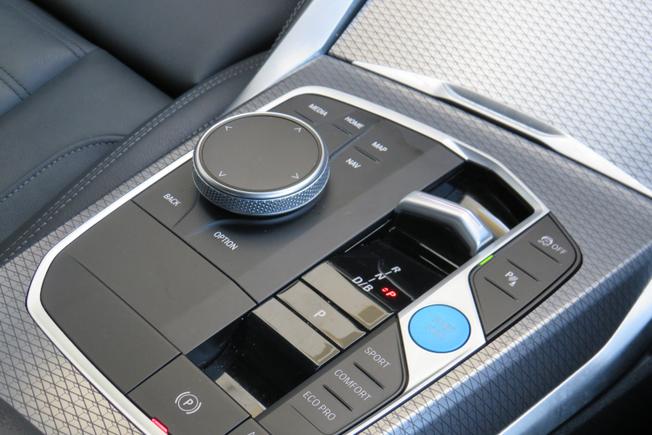 BMW I4 Photo 26