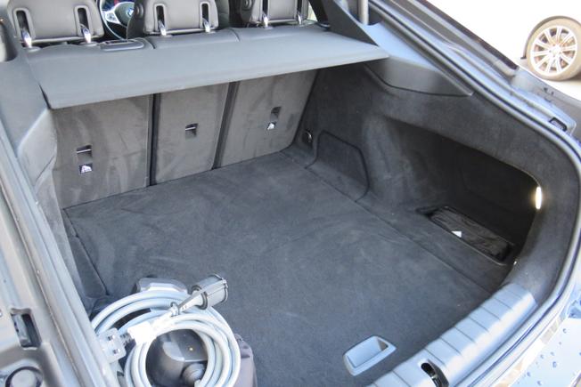 BMW I4 Photo 34