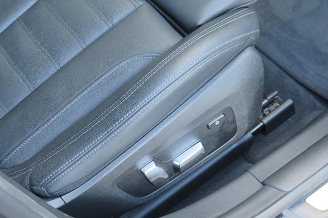 BMW I4 Photo 39