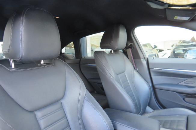 BMW I4 Photo 41