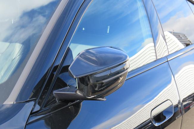 BMW I4 Photo 8