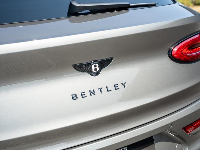 BENTLEY Bentayga Photo 8