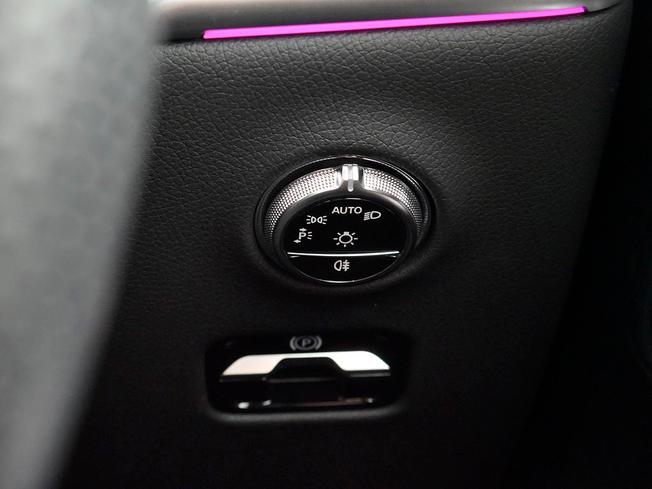 MERCEDES-BENZ Glc Photo 15
