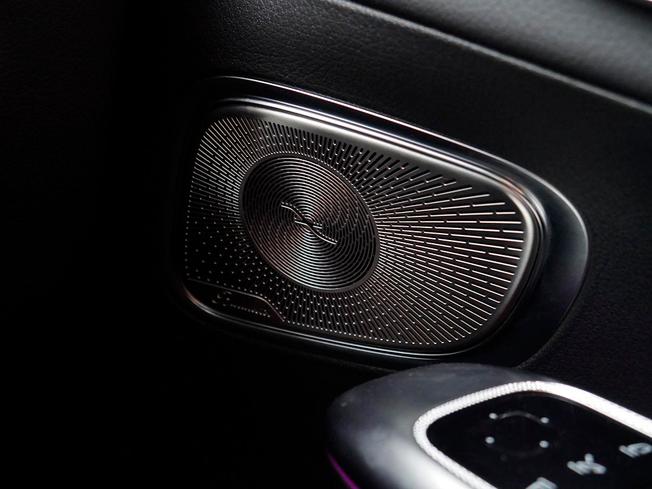 MERCEDES-BENZ Glc Photo 18