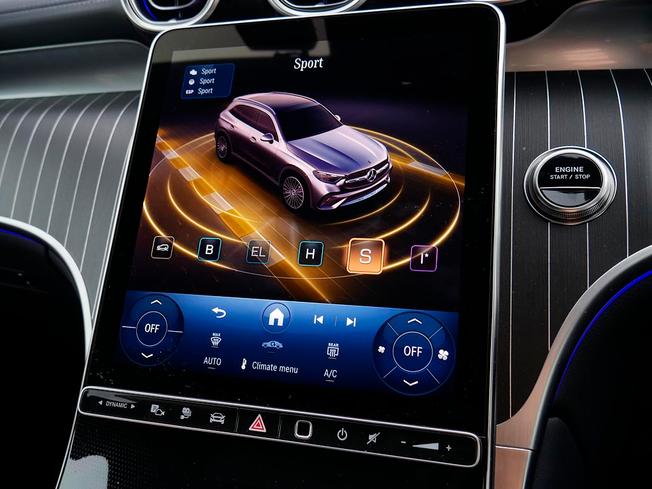 MERCEDES-BENZ Glc Photo 36