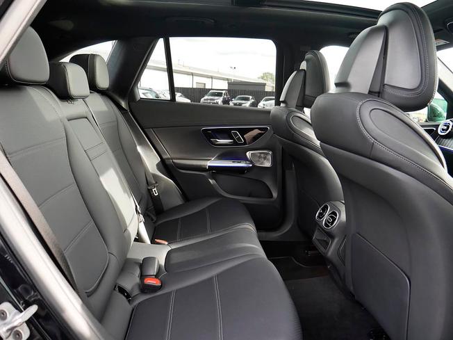MERCEDES-BENZ Glc Photo 42