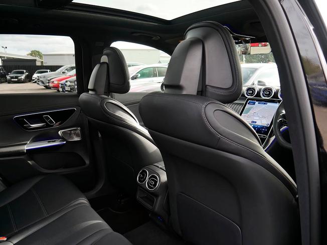 MERCEDES-BENZ Glc Photo 43