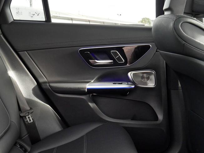 MERCEDES-BENZ Glc Photo 44