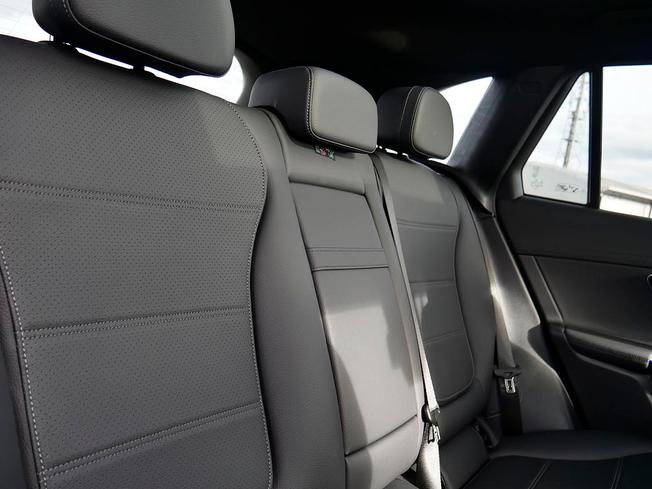 MERCEDES-BENZ Glc Photo 45