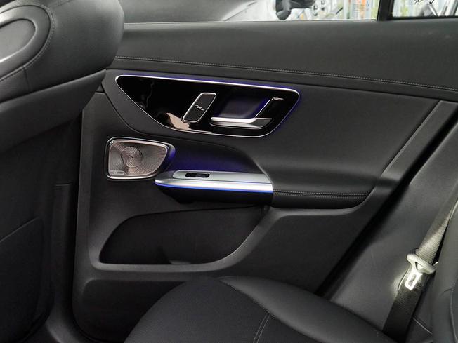 MERCEDES-BENZ Glc Photo 48