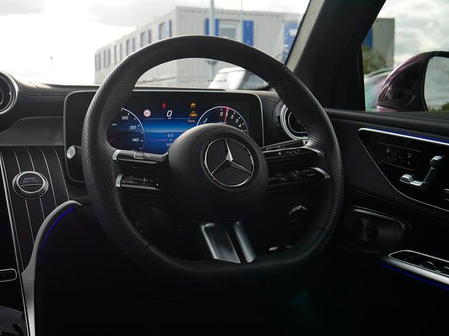 MERCEDES-BENZ Glc Photo 49